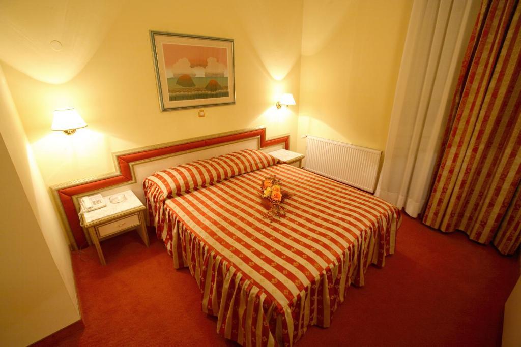 Hotel Dinara Livno Pokoj fotografie
